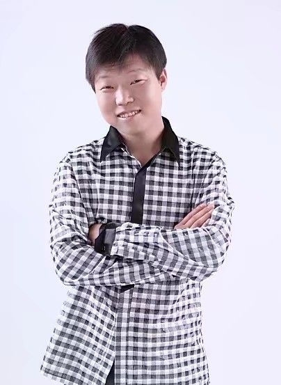 碧海升明月的第一张照片--淮安相亲服务中心