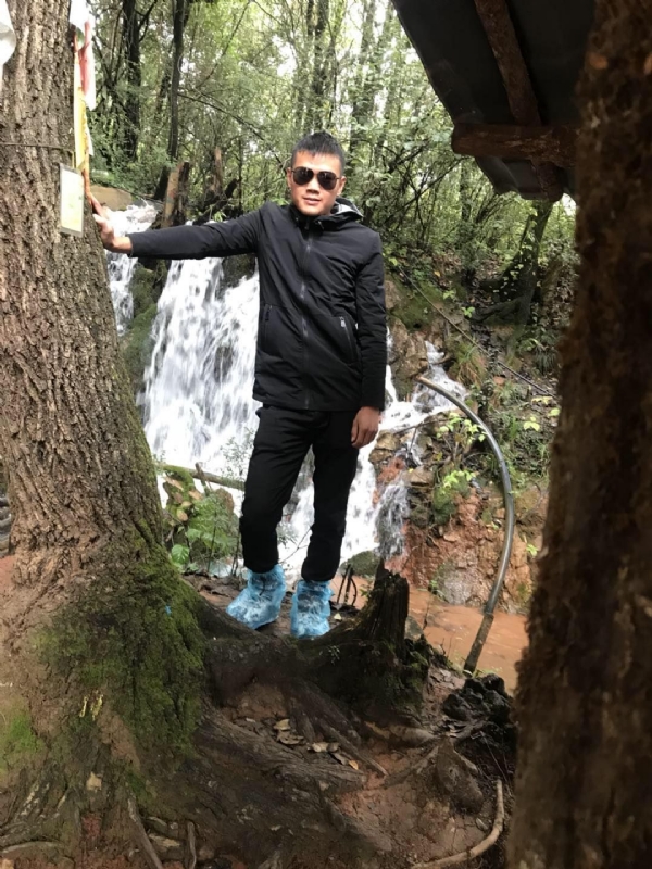 譕訫的第一张照片--淮安相亲服务中心