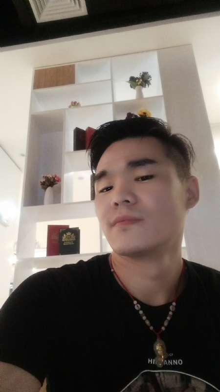 涵博随缘的第一张照片--淮安相亲服务中心