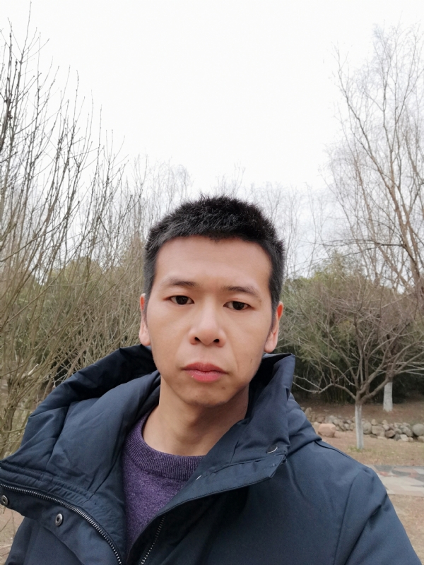 寞峰的第一张照片--淮安相亲服务中心
