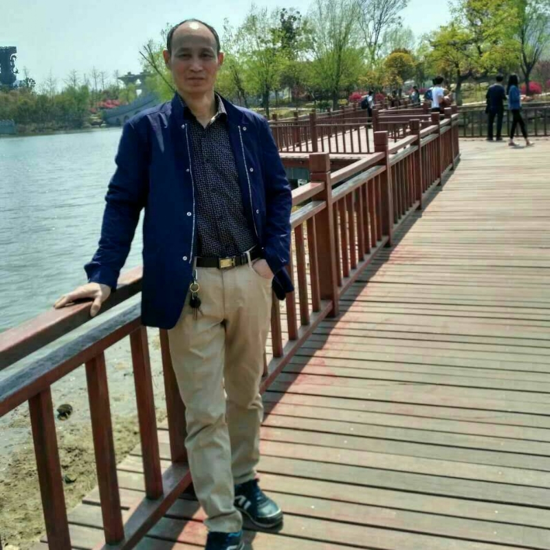 大随帅哥的第一张照片--淮安相亲服务中心