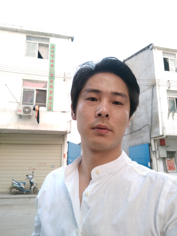 峰哥的第一张照片--淮安相亲服务中心