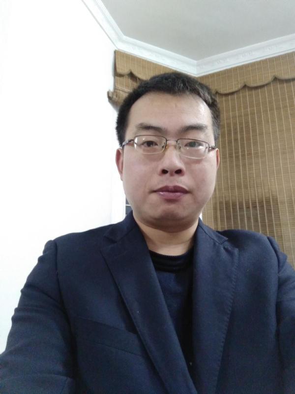 简单爱的第一张照片--淮安相亲服务中心