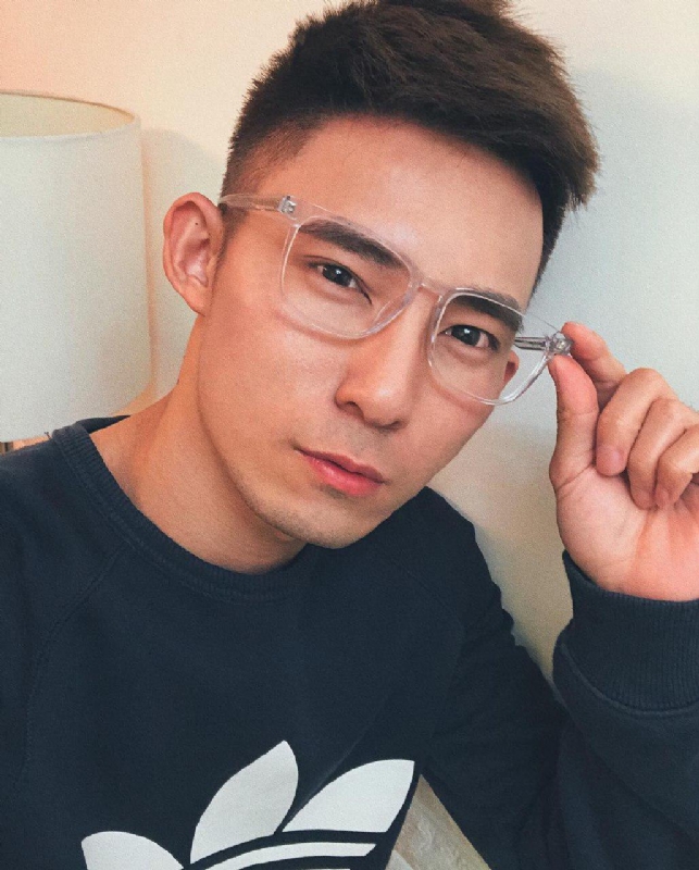 小伟的第一张照片--淮安相亲服务中心