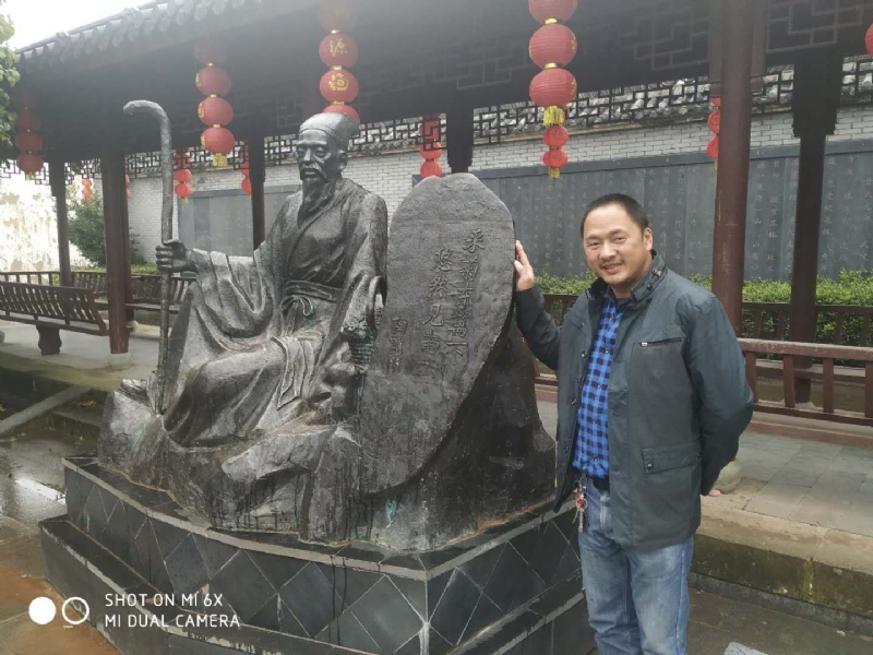 王鑫的第一张照片--淮安相亲服务中心