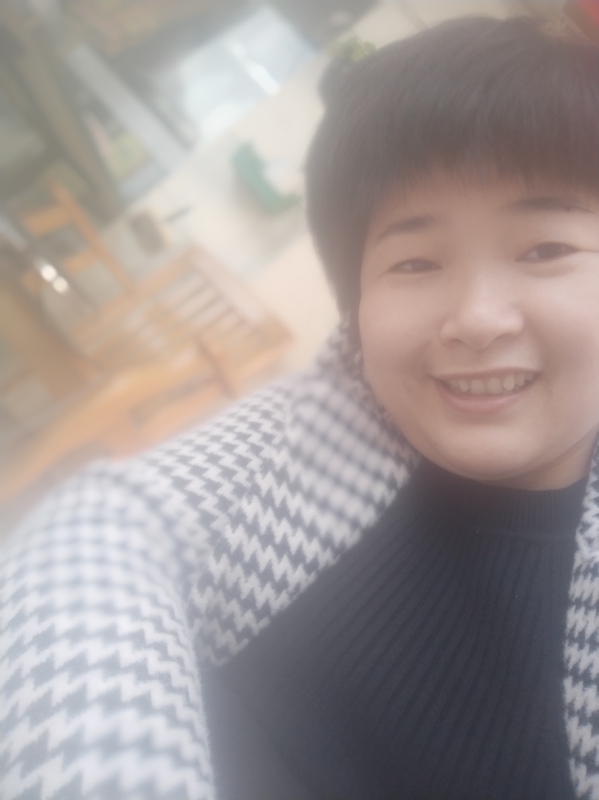 等有缘人的第二张照片--淮安相亲服务中心