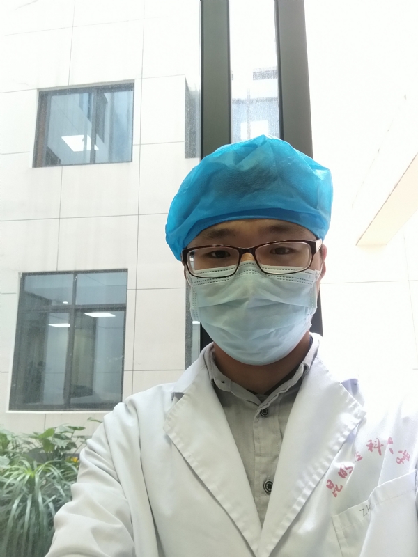 口腔小医生的第一张照片--淮安相亲服务中心