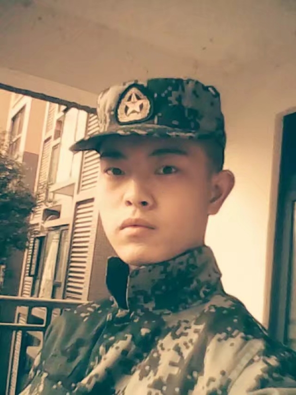 深情留给意中人aaaa的第一张照片--淮安相亲服务中心
