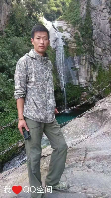 陌颜的第一张照片--淮安相亲服务中心