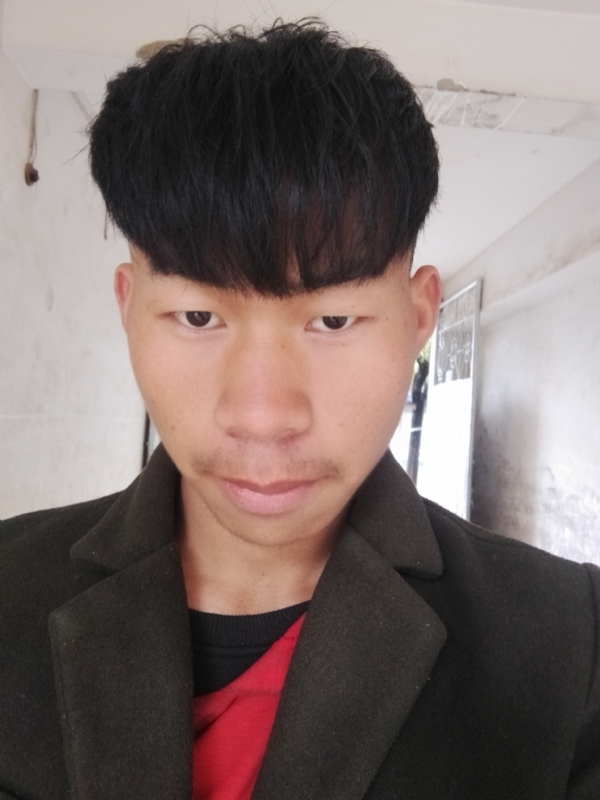 少年不在少的第二张照片--淮安相亲服务中心
