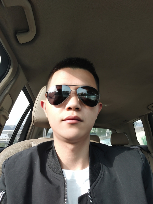 葛先生的第一张照片--淮安相亲服务中心