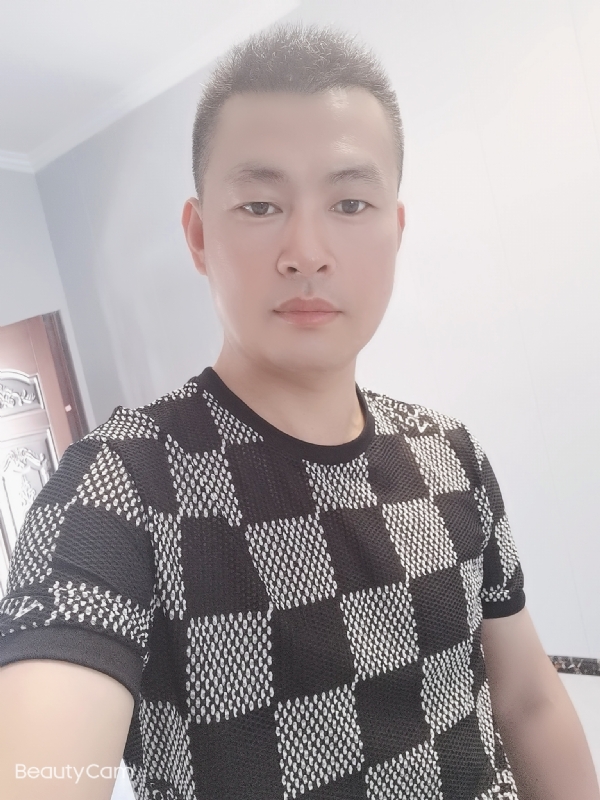 快乐无罪的第一张照片--淮安相亲服务中心