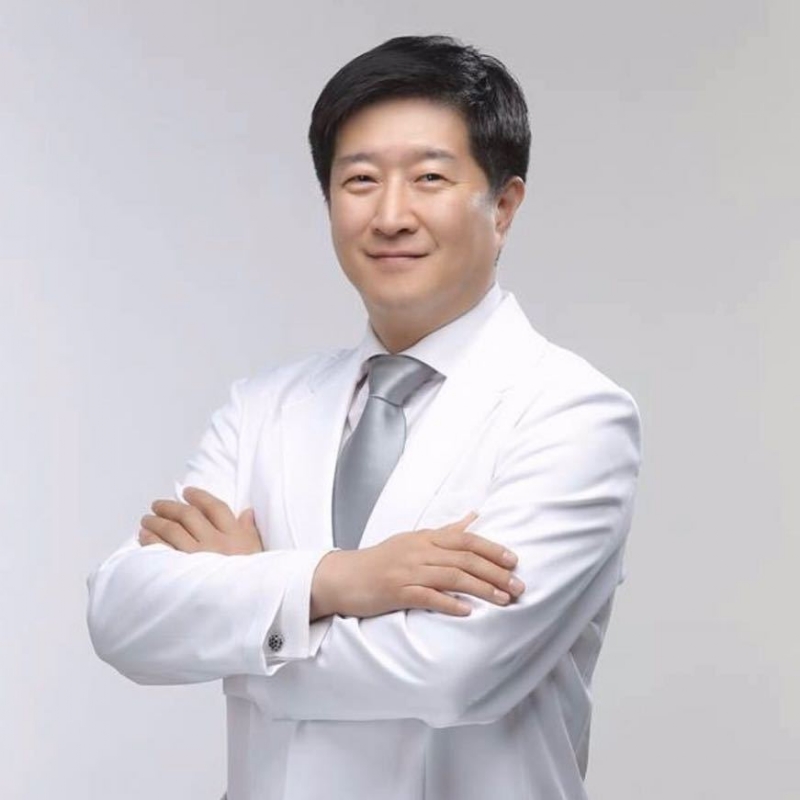 王伟的第一张照片--淮安相亲服务中心