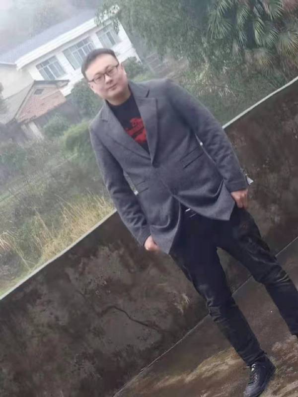 冰城的第一张照片--淮安相亲服务中心