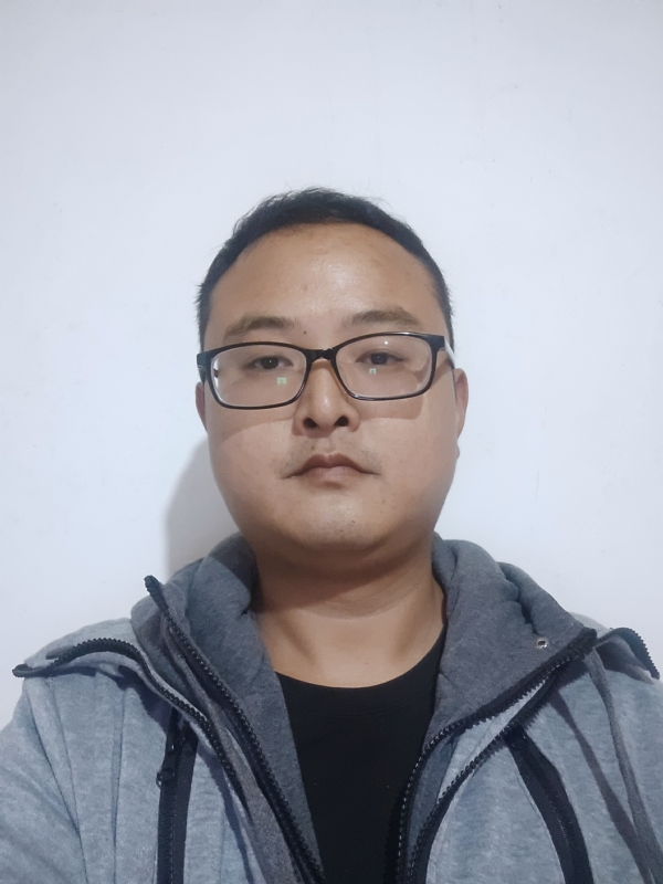 爱在一瞬间的第一张照片--淮安相亲服务中心