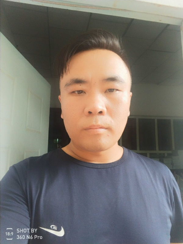 云的第一张照片--淮安相亲服务中心