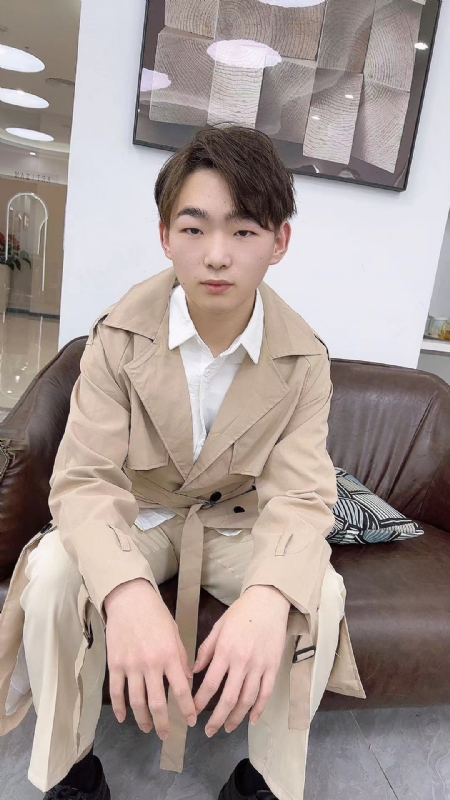 啊哲的第一张照片--淮安相亲服务中心