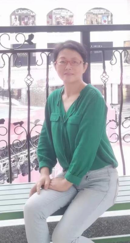 丽华的第一张照片--淮安相亲服务中心