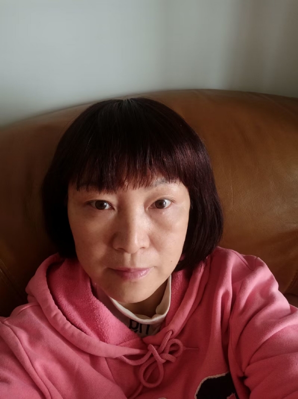 红玫瑰的第一张照片--淮安相亲服务中心