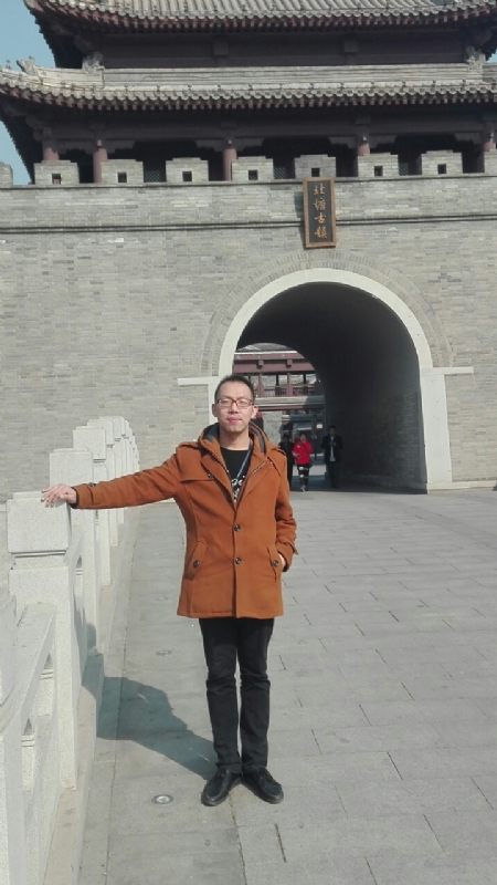 伟岸如山的第一张照片--淮安相亲服务中心
