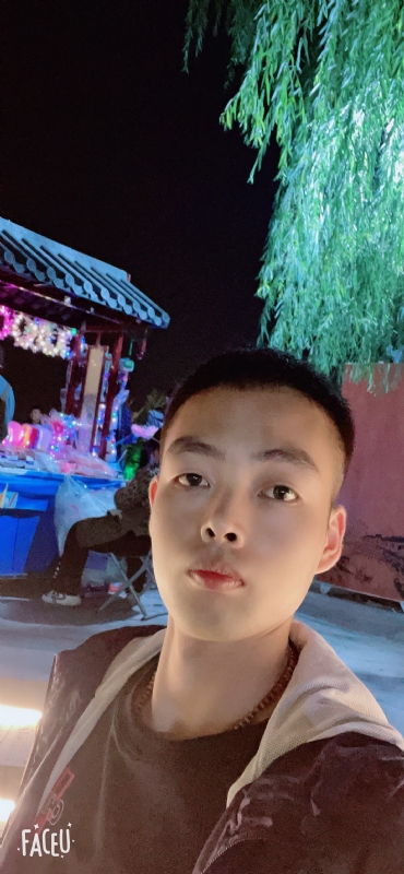 向阳而生的第一张照片--淮安相亲服务中心
