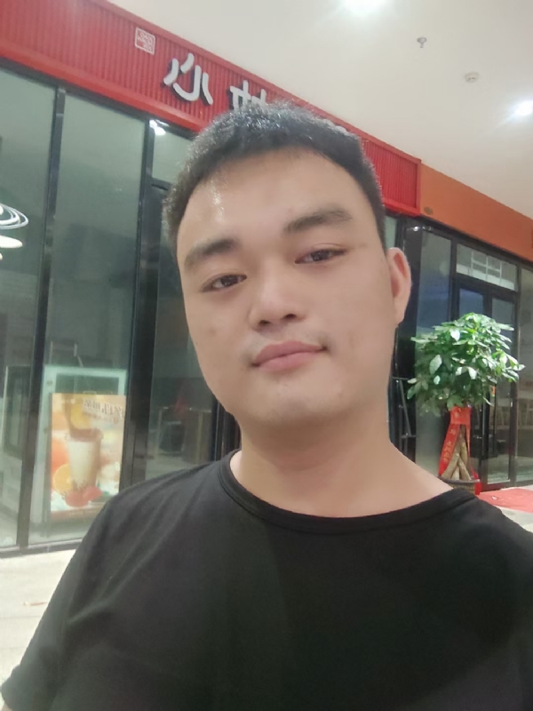 寻找另一半的第一张照片--淮安相亲服务中心