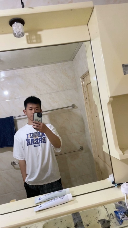 哈哈的第一张照片--淮安相亲服务中心