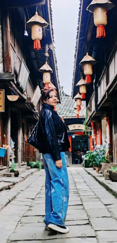 宛霞的第五张照片--淮安相亲服务中心