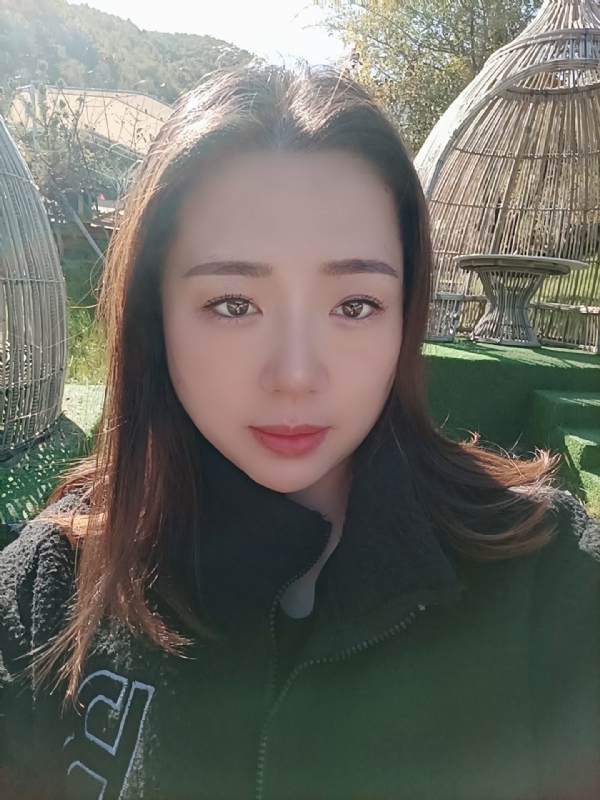 阿燕的第一张照片--淮安相亲服务中心