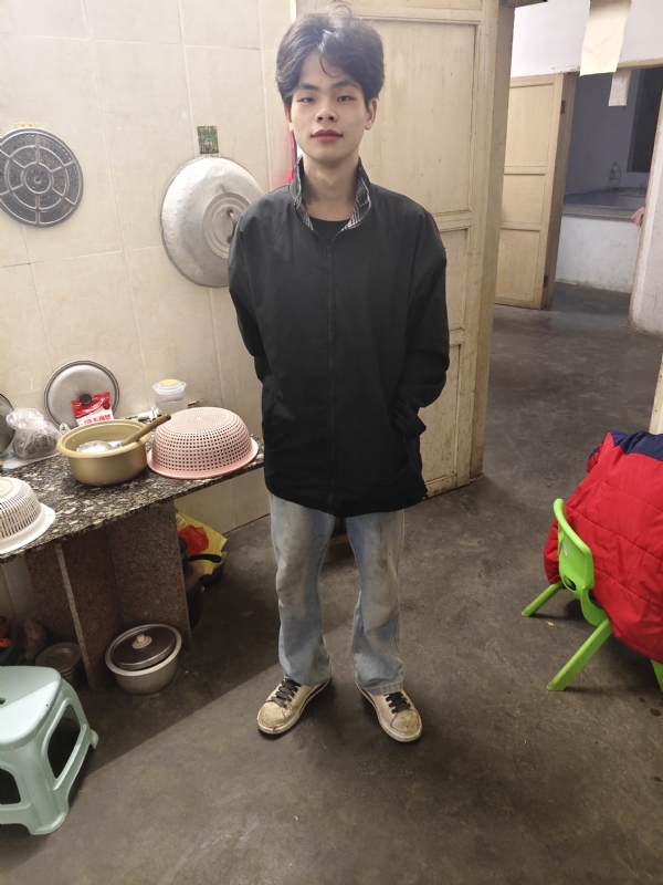 铭泽的第一张照片--淮安相亲服务中心