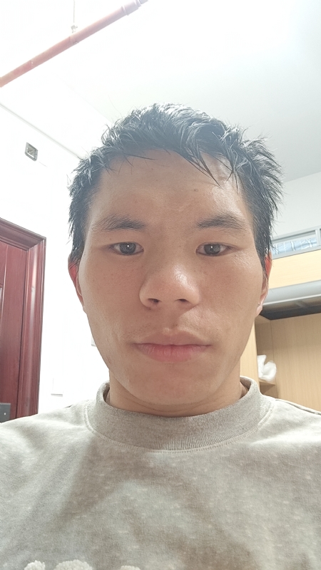 阳光的第一张照片--淮安相亲服务中心