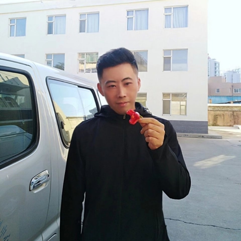 李信的第一张照片--淮安相亲服务中心