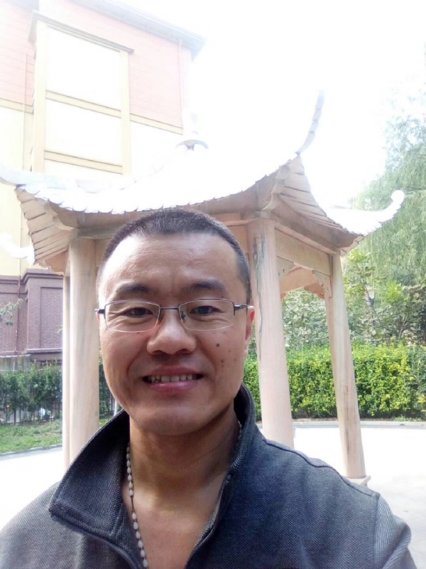 撸起袖子加油干的第一张照片--淮安相亲服务中心