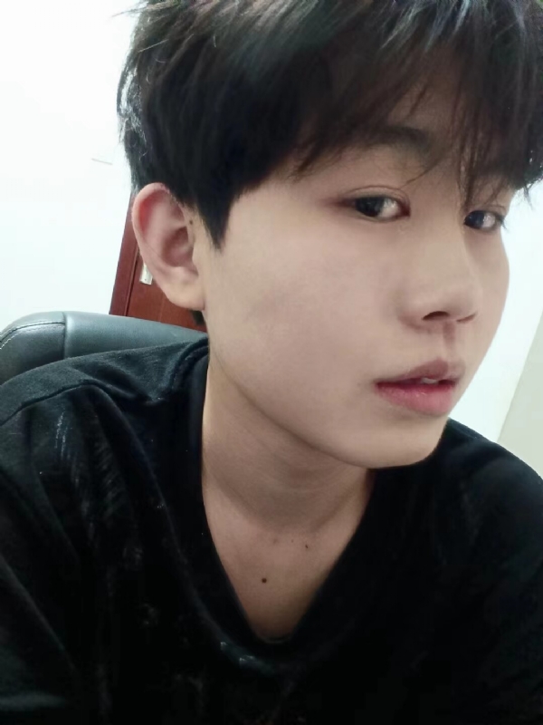 小鱼的第一张照片--淮安相亲服务中心