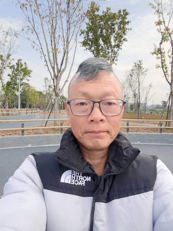 做喜欢的事的第一张照片--淮安相亲服务中心