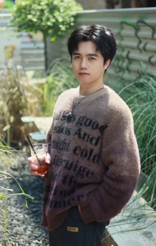 檐下雨的第二张照片--淮安相亲服务中心