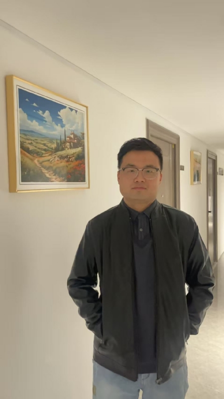 半瓶子的第四张照片--淮安相亲服务中心