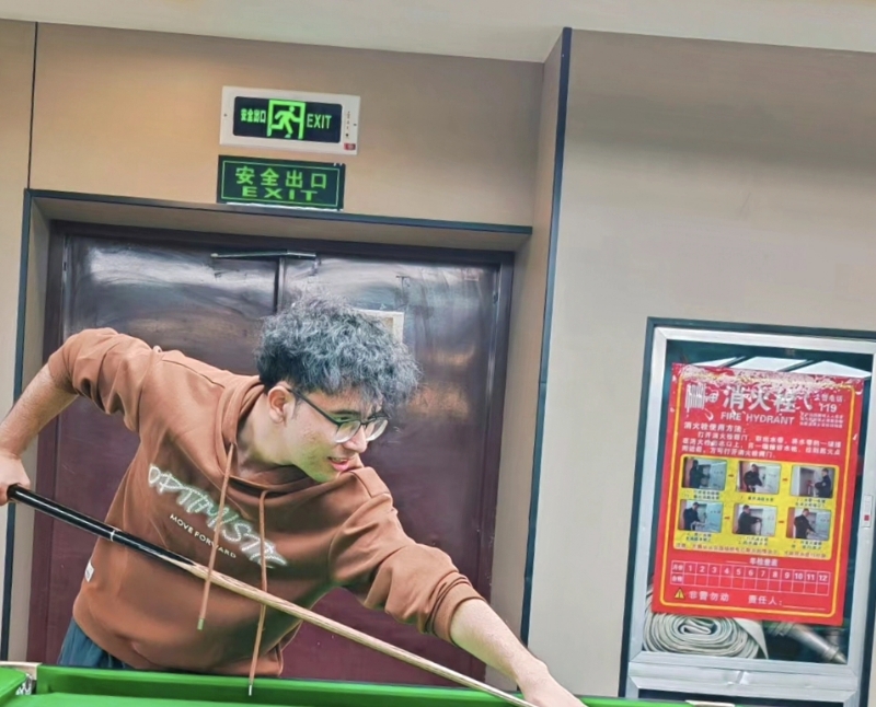 小鬼的第一张照片--淮安相亲服务中心